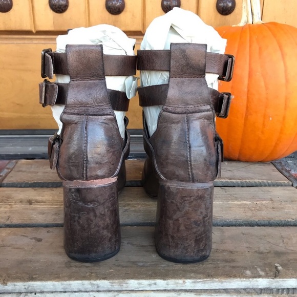 Freebird Teddy Heeled Boots 7 - Picture 12 of 12